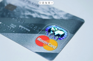 Differences Between Credit Cards and Debit Cards